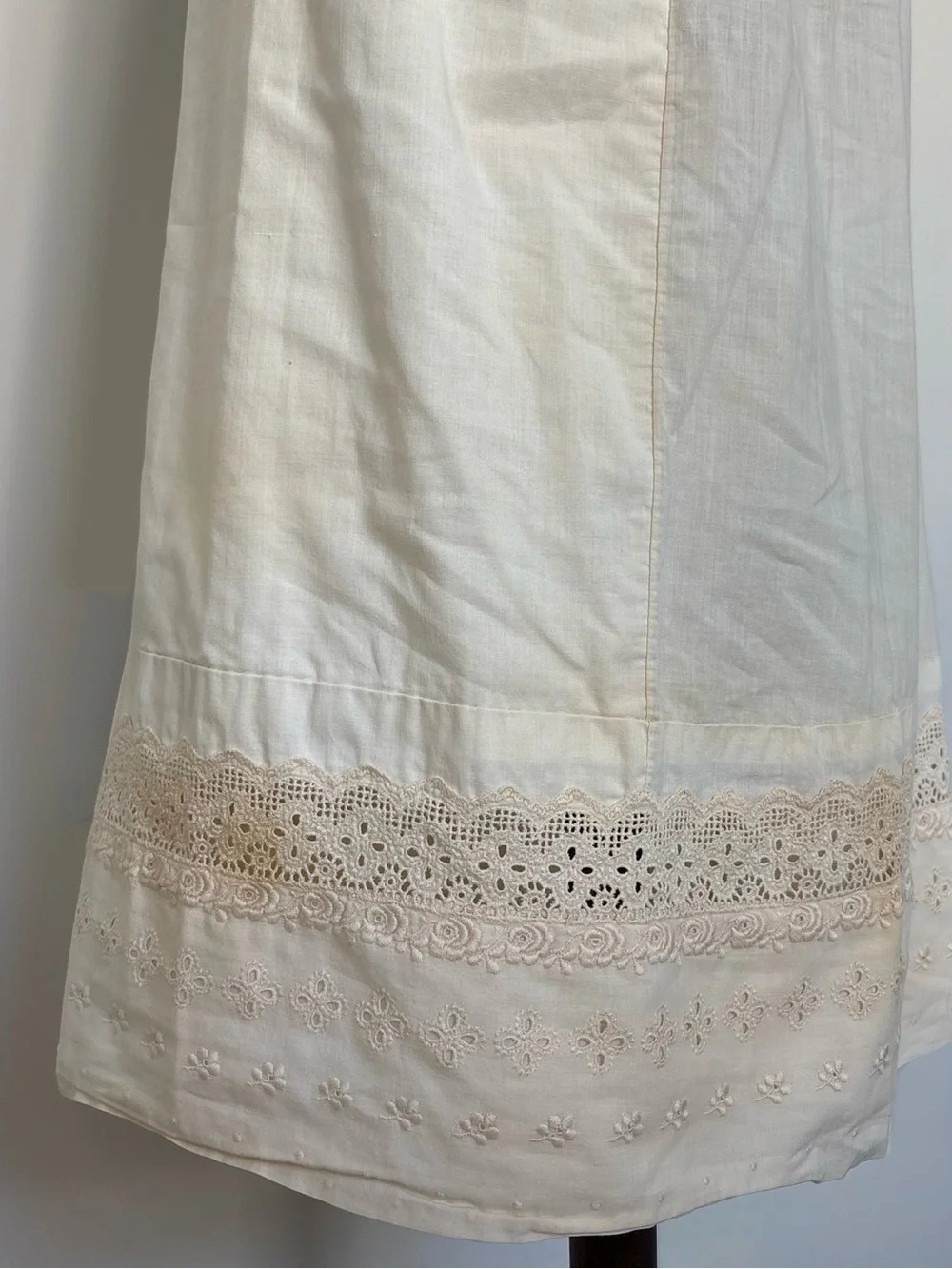 Vintage Cream Cotton Half Slip with Eyelet Embroidered Hem - Picture 5 of 9